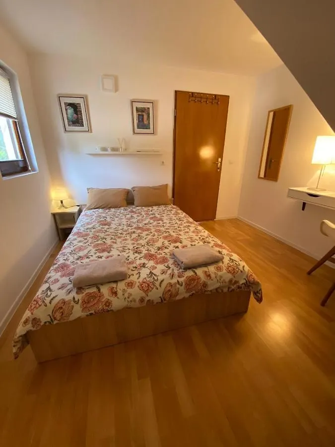 Viva 2 Rovinj Apartment 0*,